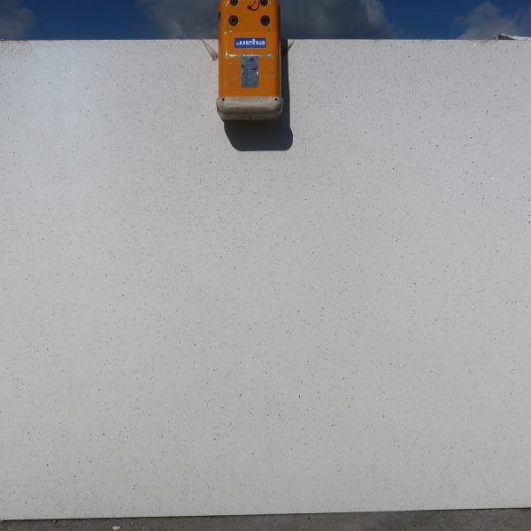 1652869908Stellar white FULL SLAB 1652869908Stellar white FULL SLAB